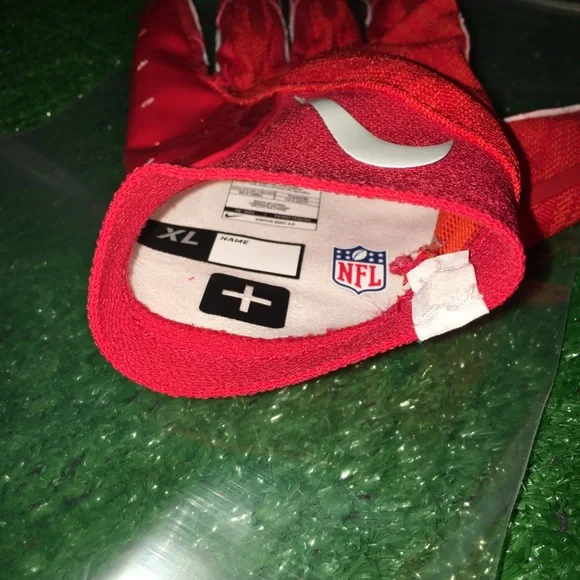 NEW NFL NIKE VAPOR KNIT 4.0 WR FOOTBALL GLOVES MAGNIGRIP+ - Picture 2 of 5